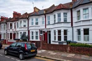 37, Balmoral Road, London NW2 5BS