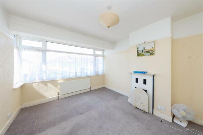 Mani bedroom