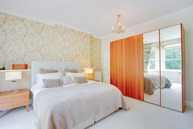 Principal bedroom