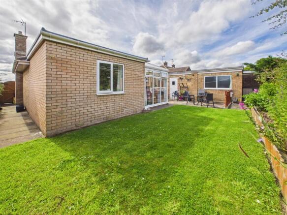 3 bed Detached Bungalow for sale Image 12