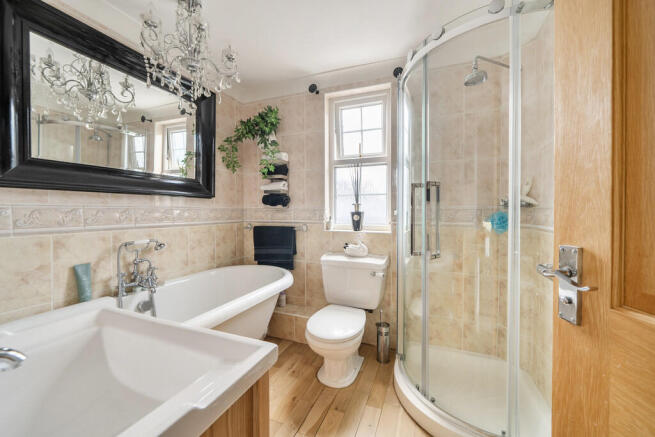 2 bed Cottage for sale Image 8