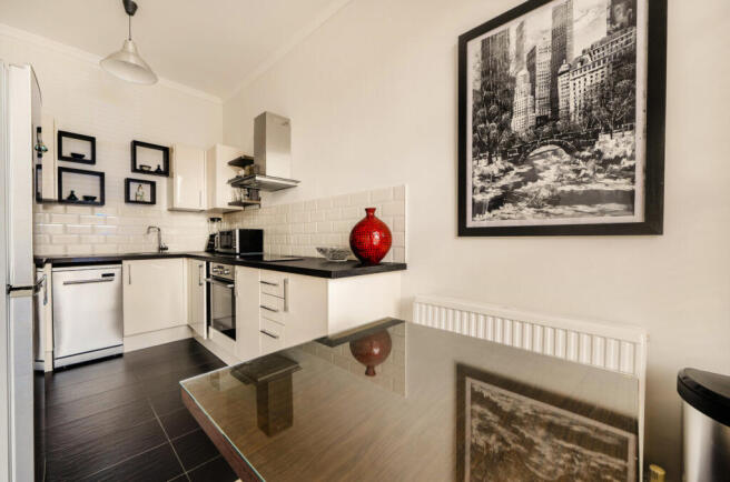 1402080-3-696fa97...