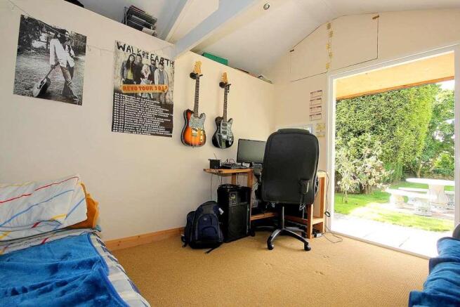 Photo 23