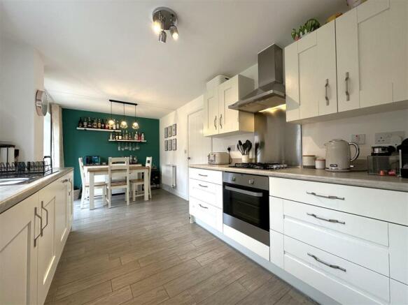 Stylish Dining Kitchen 953