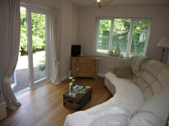 REAR GARDEN ROOM