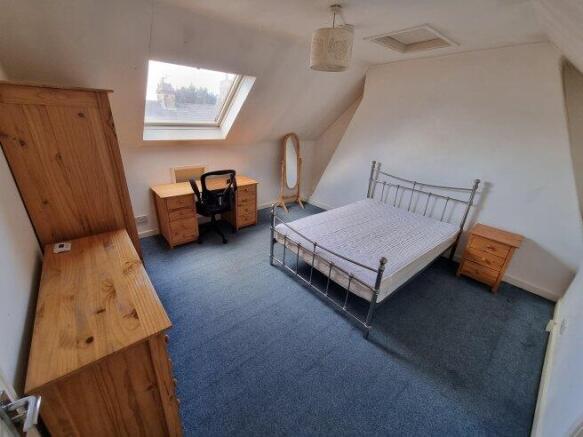 grafton-street-hu5-2np-952153