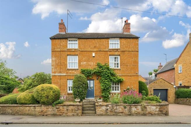 High Street, Bugbrooke