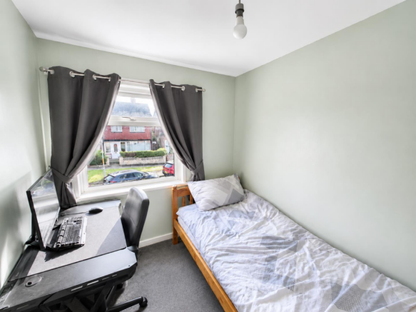 3 bed House for sale Image 6