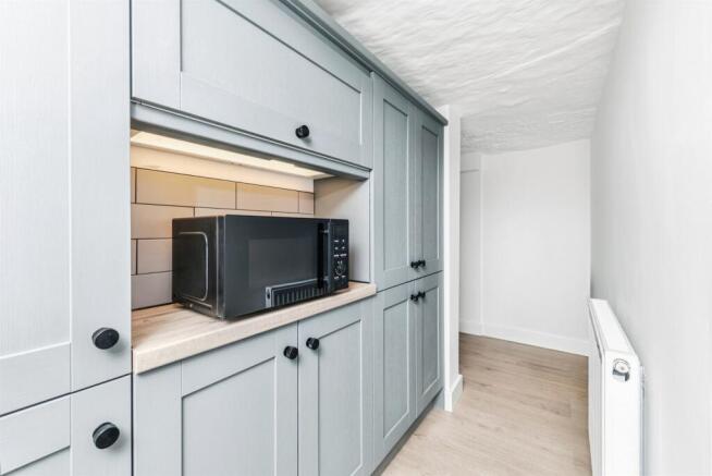 2 bed Terraced for sale Image 5