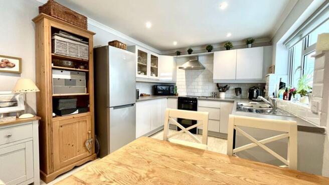 Kitchen Dining Area