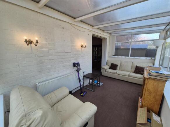 179 Curzon Road, 179, Conservatory 1.jpg