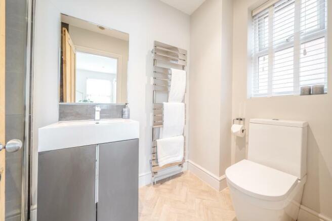 En-Suite Bathroom