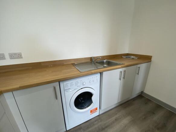 1 bed Apartment to rent Image 5