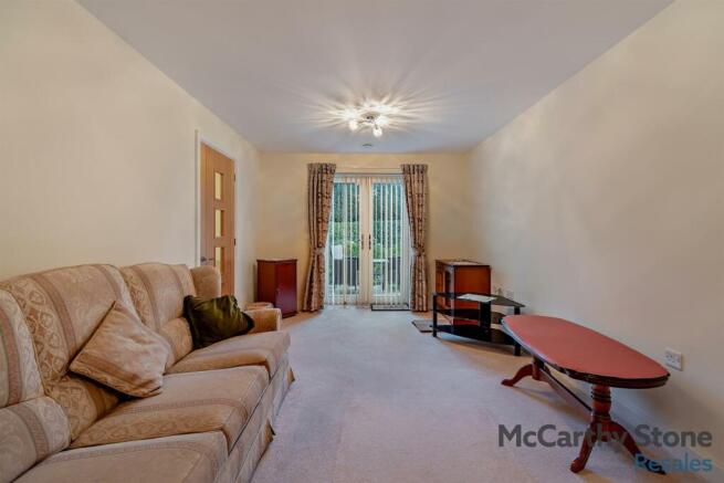 1 bed Apartment for sale Image 5