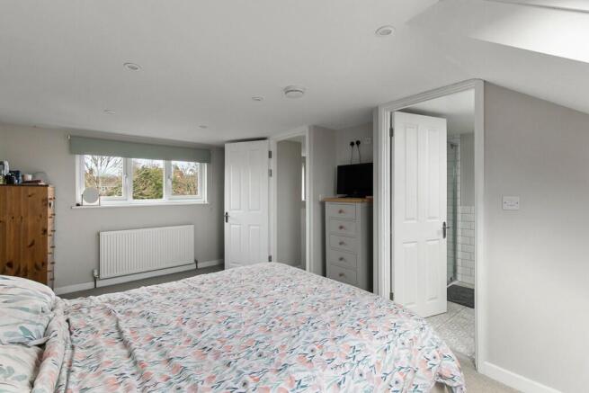 Principal bedroom
