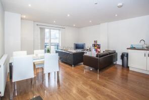 18, Park House, Shore Road, Hackney, London E9 7TB