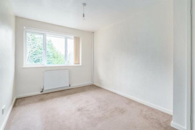221 Netercote Gardens-7_lo.jpg