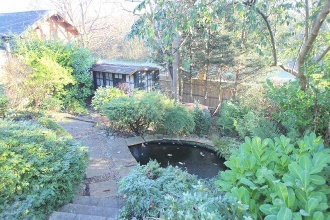 Garden Rear Se...
