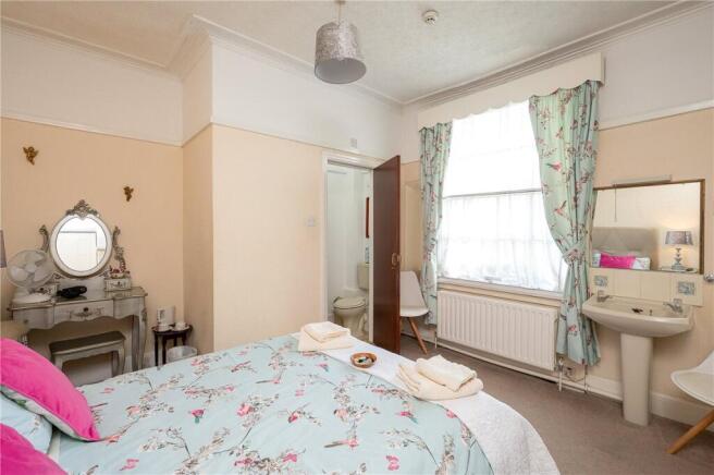 7 bed Terraced for sale Image 12