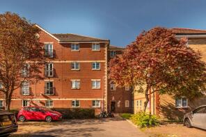 16, Liberty Court, Stern Close, Barking IG11 0XY