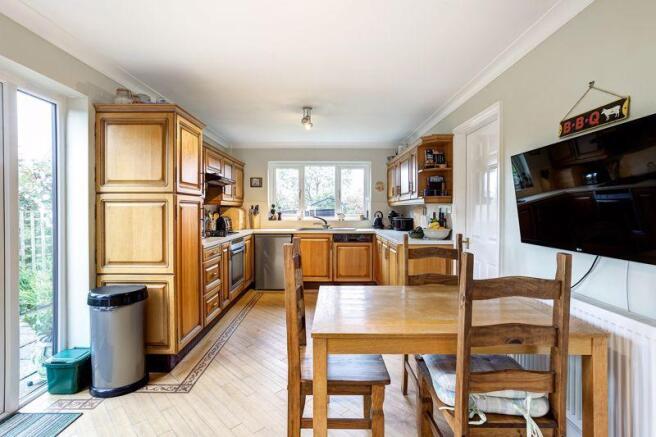 BREAKFAST KITCHEN