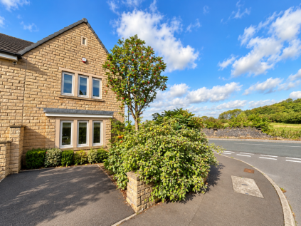 Moor Croft Close, Mirfield, WF14 9FA