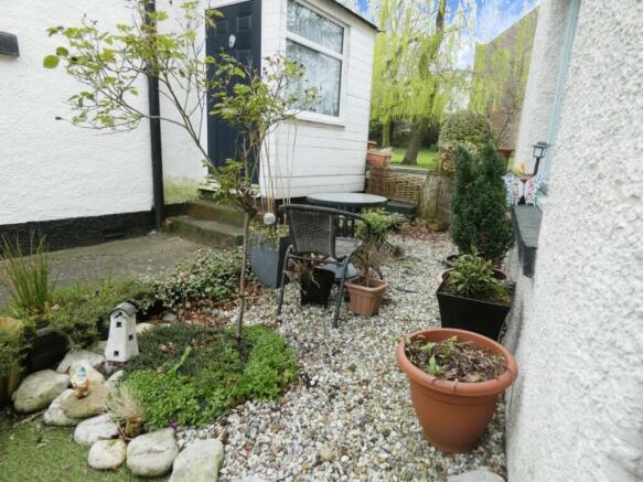 External - Front Garden