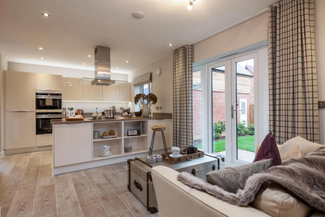 Woodchester_kitchen-family