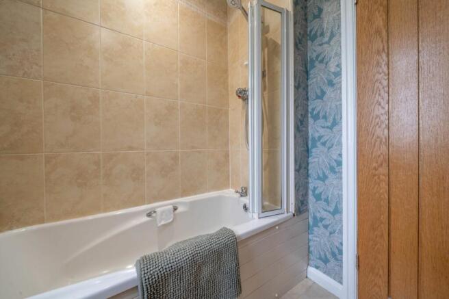 Modern Bathroom