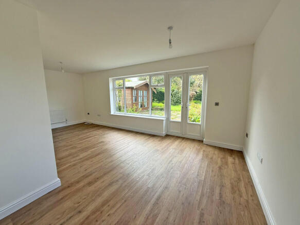 2 bed Detached Bungalow for sale Image 4