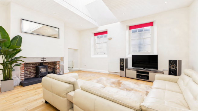 This image has been virtually staged using AI to show potential layout and furnishings