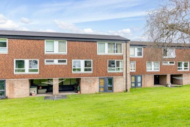 2 bed Apartment for sale