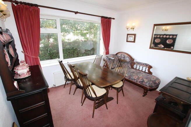 Bedroom Two/Dinin...