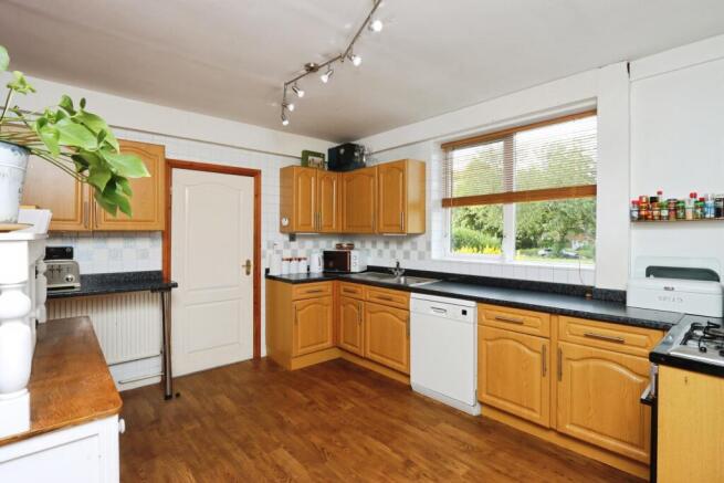 Basegreen Road, Sheffield, S12 photo 4