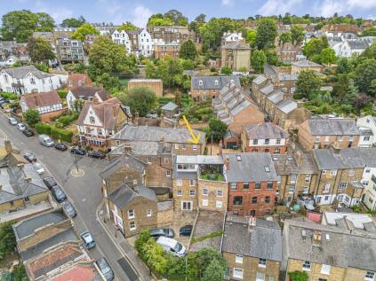 Crown Street, Harrow on the Hill