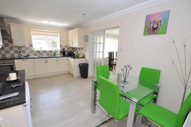 Kitchen/breakfast