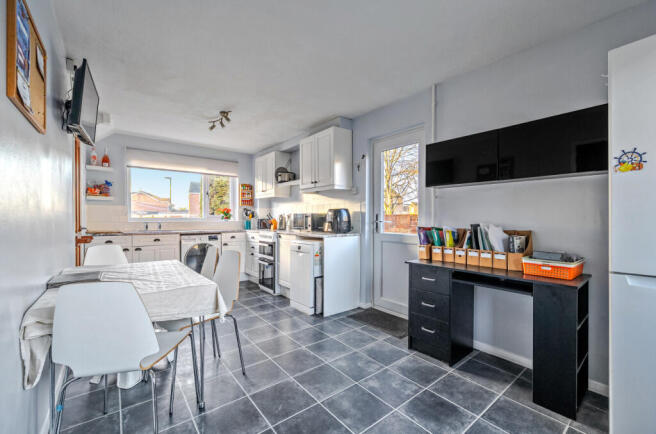 1395348-24-695e36...