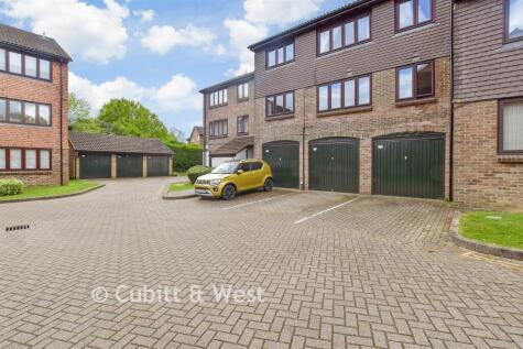 Connaught Gardens, West Green, Crawley, West Sussex