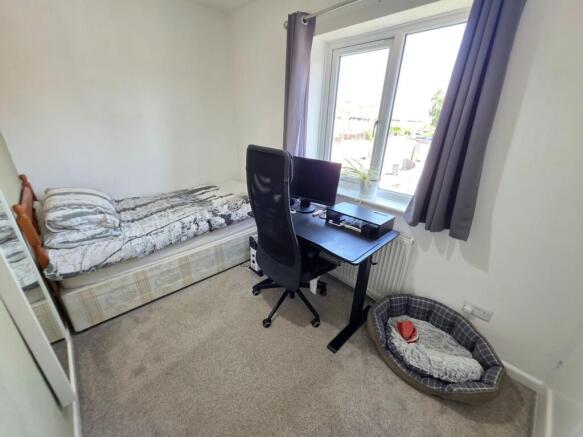 3 bed Semi-Detached for sale Image 10