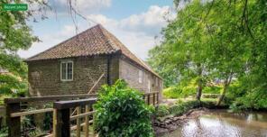 Snettisham Water Mill, Mill Gardens, Snettisham PE31 7UQ