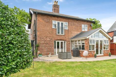 Station Road, Parkgate, Neston, Cheshire, CH64