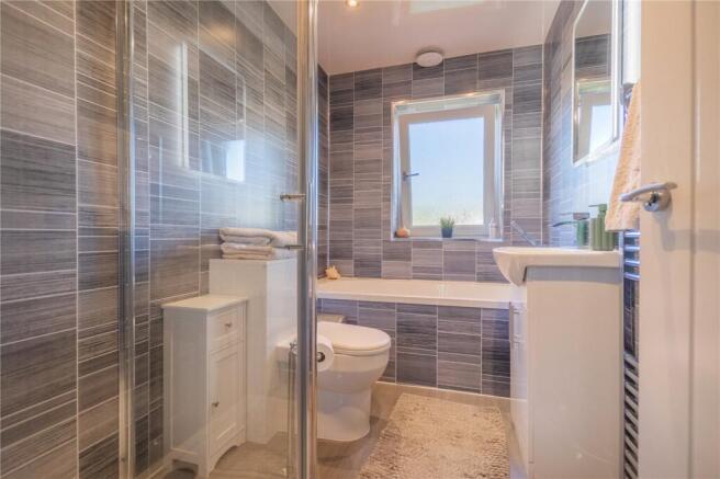 Waterview Close, Newhey, Rochdale, Greater Manchester, OL16 photo 4