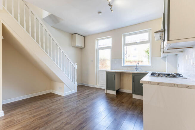 2 bed Terraced for sale Image 5