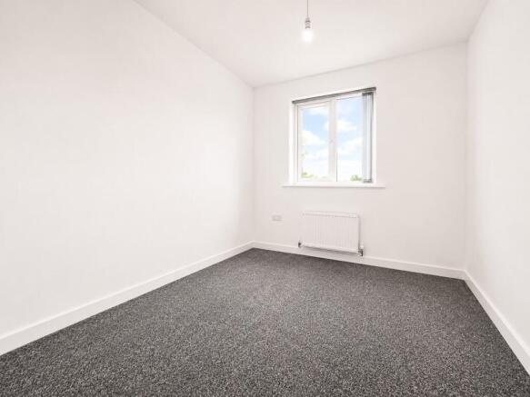 3 bed Detached to rent Image 12