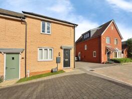 20, College Chase, Bedford MK45 4GE
