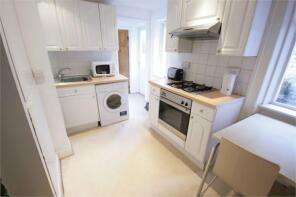Flat A, 25, Larcom Street, London SE17 1NJ