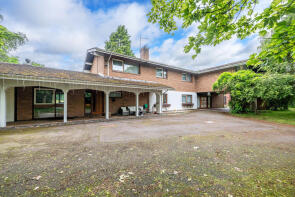 6, Perton Grove, Wolverhampton WV6 8DH
