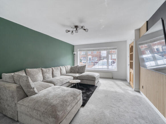 4 bed Town House for sale Image 5