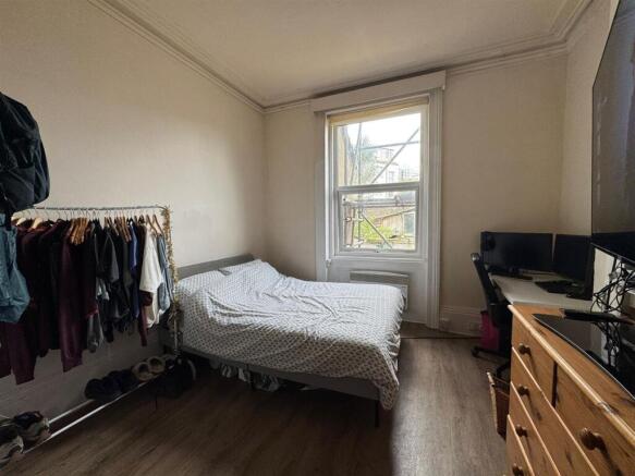 Studio Room