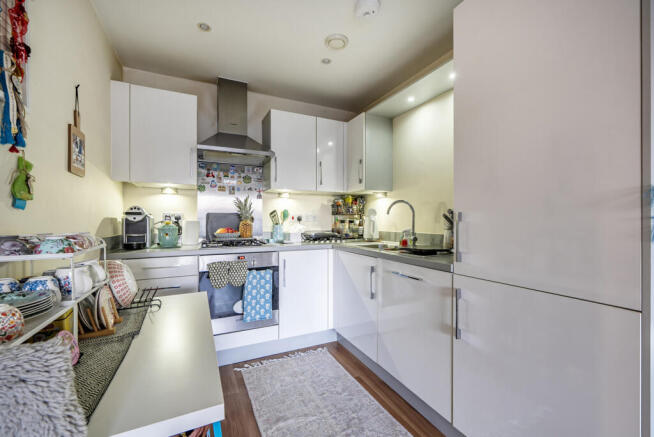 1416680-9-699ddc7...